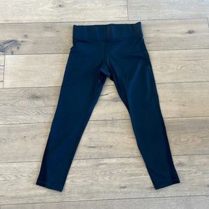 MICHI cropped length legging with mesh on sides. Size small